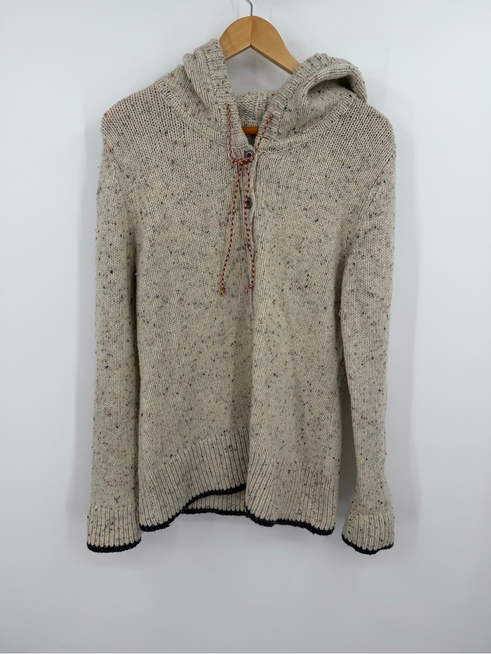 Patagonia Hooded Merino Wool Sweater Oatmeal L